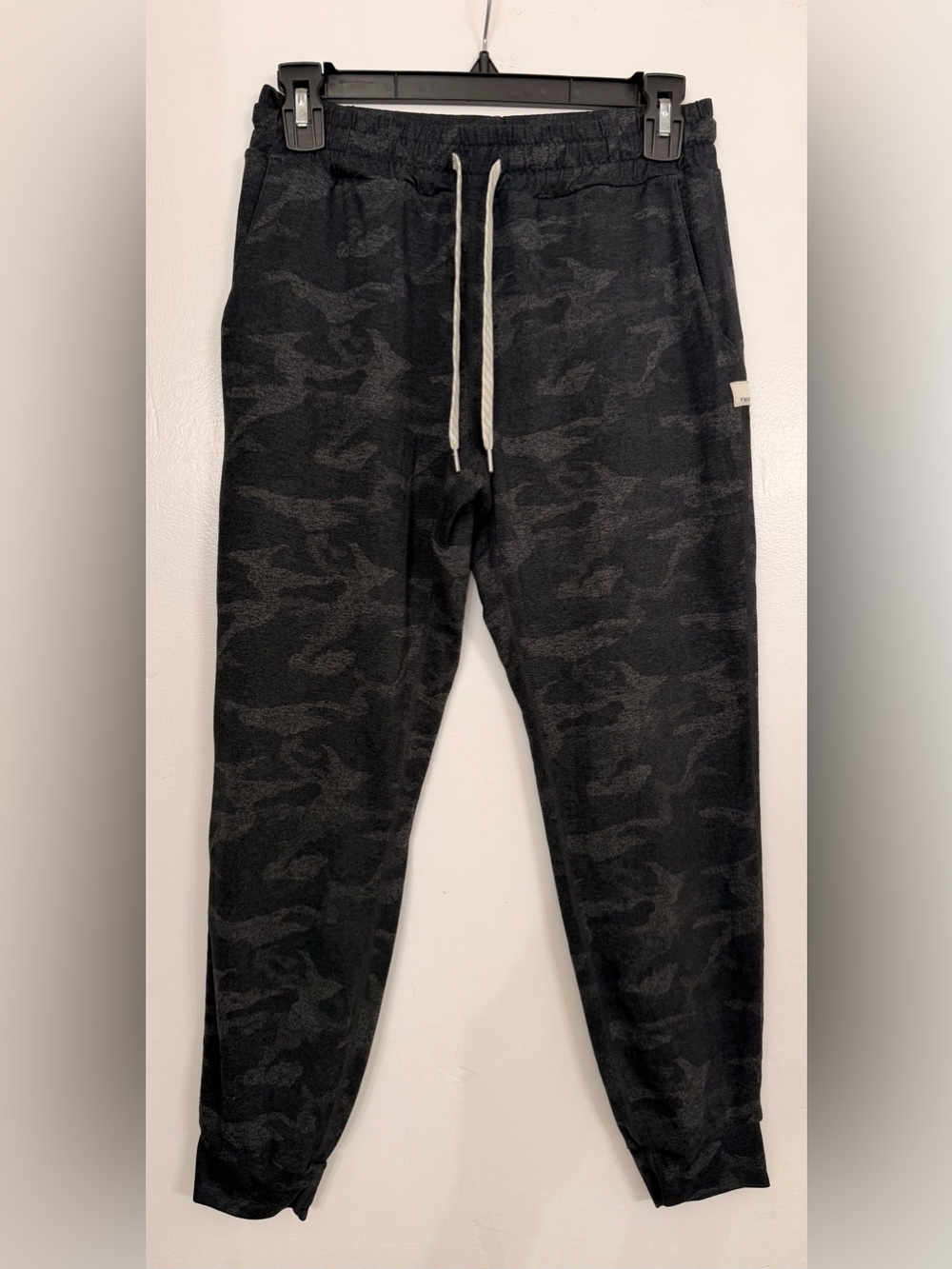 Vuori Performance Jogger Camo Black & Grey Size Small